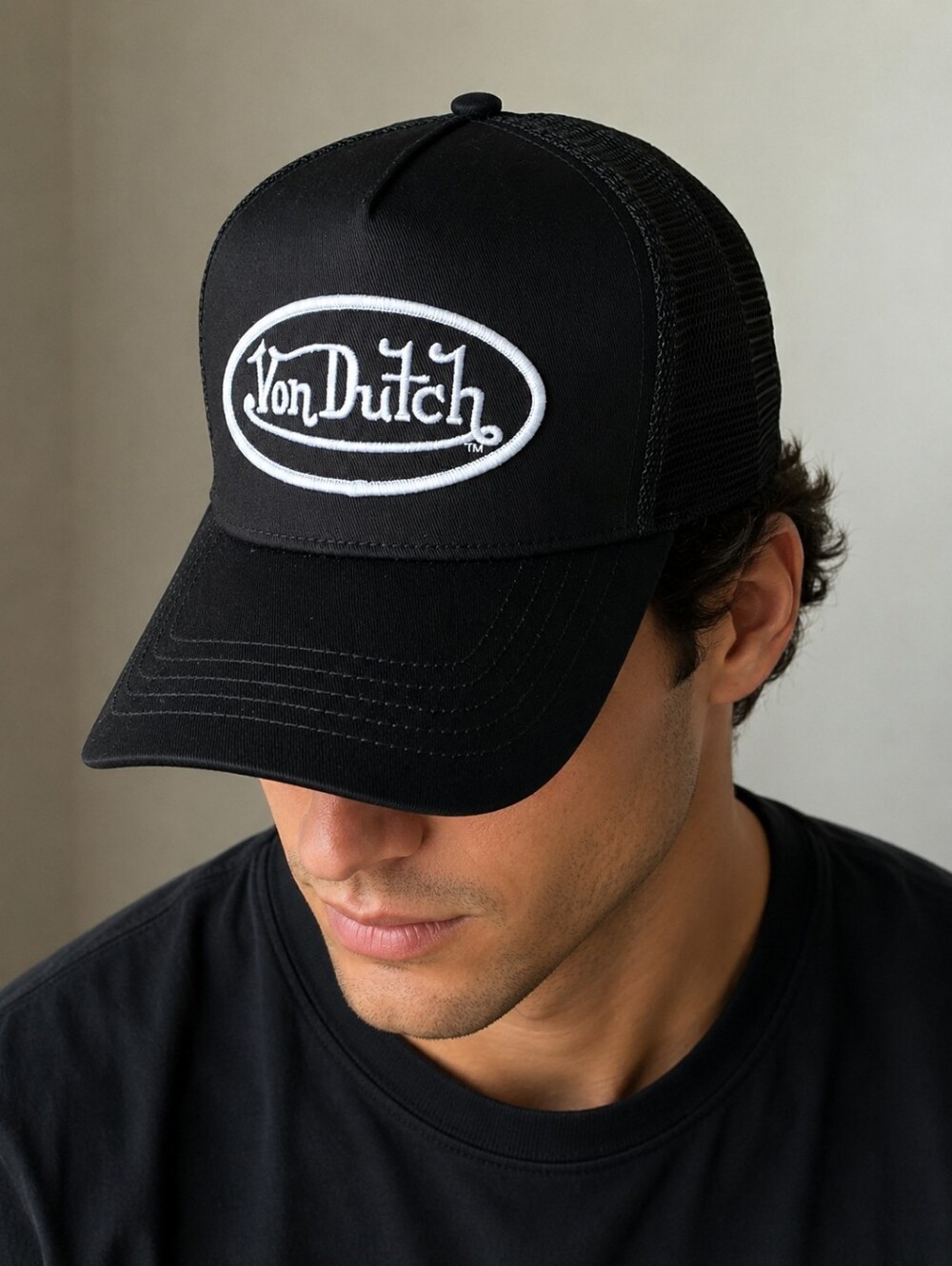 Unisex Von Dutch Black/White Trucker Hat